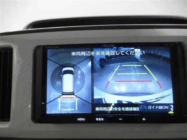 バックモニターがついていますので、バックでの駐車が苦手な方でも大丈夫です　実際のバック駐車は目視確認と合わせてお使い下さい