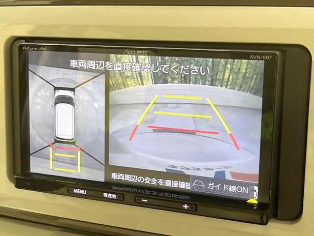 【パノラマモニター】専用のカメラにより、上から見下ろしたような視点で360度クルマの周囲を確認することができます☆縦列駐車や幅寄せ時に活躍してくれます♪
