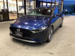 MAZDA3を入荷しました。横須賀や横浜、湘南以外にも全国の販売しております。陸送も可能です。問い合わせをお待ちしております。