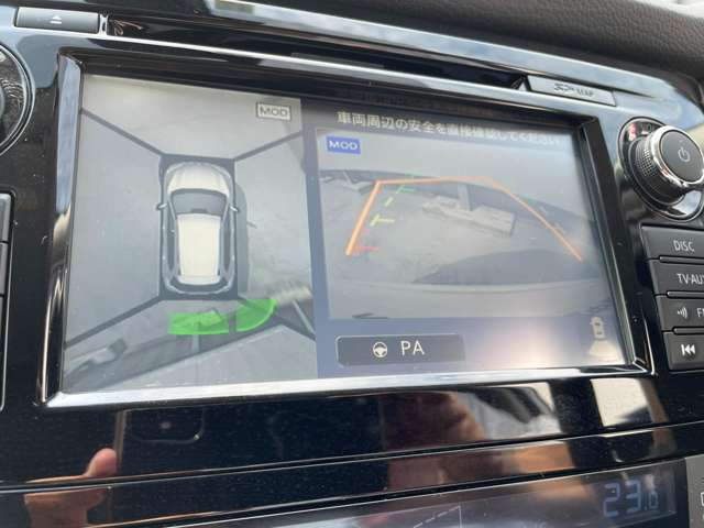 アラウンドビューモニター装備☆上から見たような画面で車庫入れも縦列駐車も安心です♪