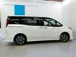 残価設定型プランは車両本体価格の一部をあらかじめ残価として据え置き、残りの金額を分割でお支払いいただくプランです。詳しくはお気軽にスタッフまでご相談ください。