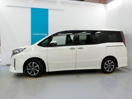 全メーカー対応のロングラン保証。メーカーや年式を問わず、走行距離無制限、納車日から1年間の保証を無料でお付けして販売しております。