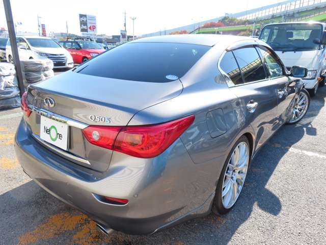 装備充実♪お車を多数取り揃えて皆さまのお越しをお待ちして居ります☆