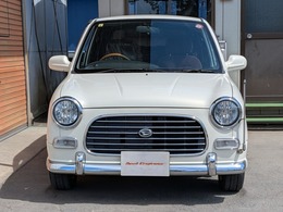 数ある自動車販売店の中から当店の車をご覧いただきありがとうございます☆出来る限り詳細をお伝えしたい、お気軽にご連絡ください。