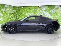 WECARSの在庫ページをご覧いただき誠にありがとうございます！WECARSは「お客様第一」をモットーにお客様のカーライフを全力でサポートいたします！