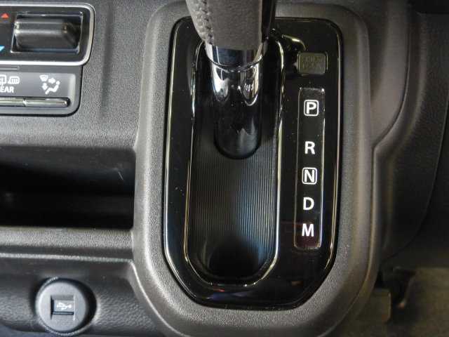 自社整備工場・板金工場完備☆国家資格取得済み整備士多数在籍しております！アフターサポートもお任せ下さい！