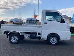 九州指定整備工場も完備。　納車前の整備はもちろん、購入後のアフターケアも、ご安心下さい☆　車検、整備はもちろん、保険やレンタカー等、何でもご相談下さい。