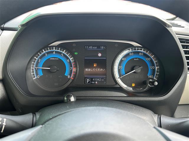 【スピードメーター】メーターがシンプルで見やすく運転しやすいですね！