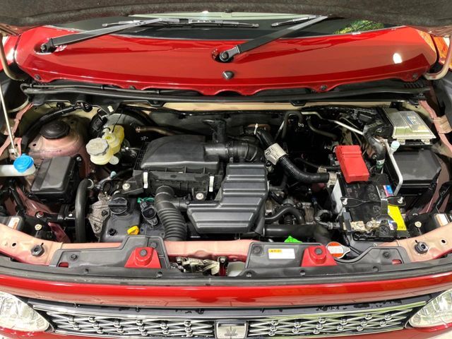 親切・丁寧な専門メカニックスタッフが応対！・車検・点検整備・事故等の修理などアフターサービスも安心。お車のカスタマイズもネクステージのサービススタッフまでご相談ください！