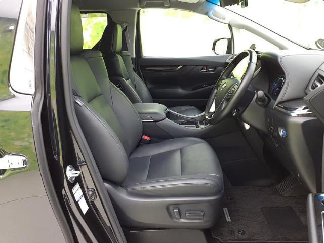 「この車の写真をもっと見たい」「状態が気になる」「この装備はついている？」どんな小さな疑問でもお気軽にお問い合わせください！