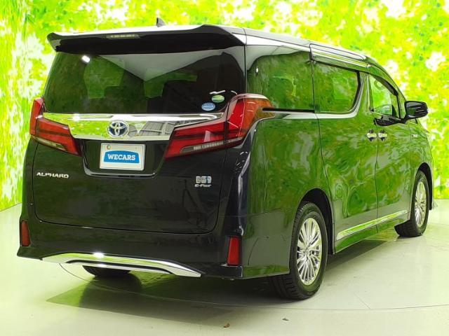 全国に店舗を展開しているのでどこでもお取り寄せが可能です！この車が気になるけど遠方だから・・・と諦める必要はありません！※別途陸送費が必要です。