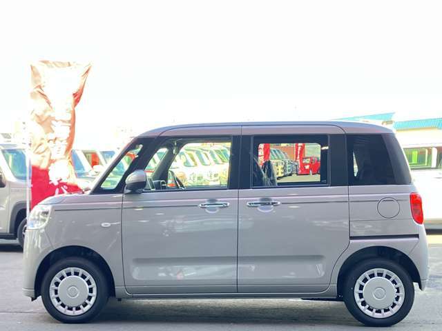 カーナビ・ETC・エンジンスターター・ドライブレコーダーなど、ご希望にお応えできるよう、オプション多数取り揃えております。おクルマのことなら何でもお任せください！