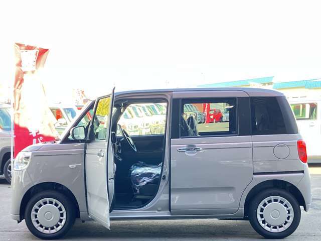 カーナビ・ETC・エンジンスターター・ドライブレコーダーなど、ご希望にお応えできるよう、オプション多数取り揃えております。おクルマのことなら何でもお任せください！