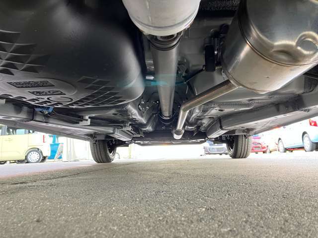 GSユアサマイスタープラス認定店でもあり、付属品もご心配なくお任せください♪お出かけ先での不安も軽パーク整備で安心！