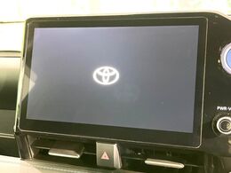 【10.5インチ　ディスプレイオーディオ】大画面のディスプレイはAppleCarPlayやAndroidAutoが利用可能。大きな画面でスマホナビアプリ等が利用いただけます♪