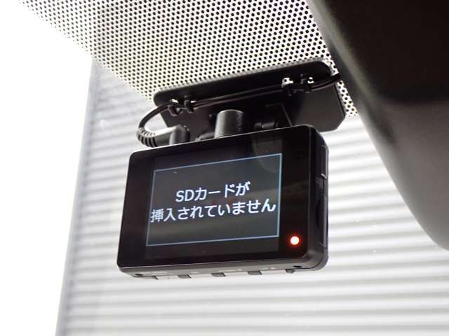 プリクラッシュセーフティ・片側電動スライドドア・レーンキープアラート・LEDヘッドライト・スマートキー・純正AW・純正メモリーナビ・バックカメラ・CD・Bluetooth・ドラレコ