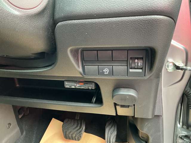 厳格な選定基準と徹底的な点検をクリアした、高品質なクルマとを取り揃えております。