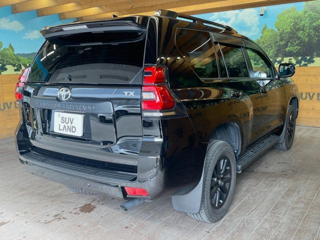 ☆全国のネクステージからお取り寄せが可能※！遠方の店舗に展示してあるクルマが気になる場合も、最寄りの店舗でご覧いただくことが可能です！是非私たちに要望をお聞かせください！※別途費用