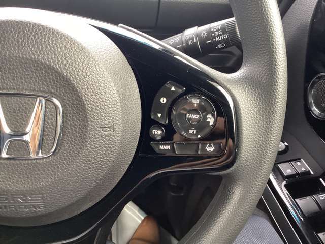 ☆HONDA　SENSING☆★衝突軽減ブレーキ・誤発進抑制機能・路外逸脱抑制機能など安心安全快適に運転できる装備を搭載しております★