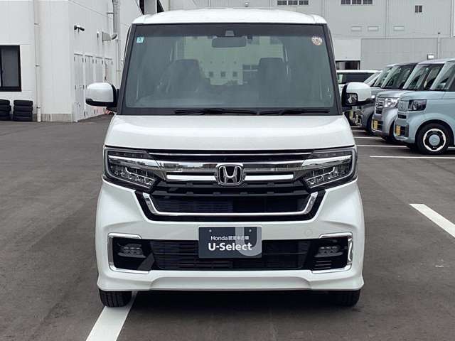 この度は数多くの中古車販売店の中より、弊社の物件の閲覧をしていただき有難うございます。ご不明な点が御座いましたらお気軽にお問合せ下さい。心よりお待ち致して居ります。