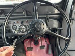 全車鑑定書付き！気になる傷、匂い、状態などありのままのコンディションを正直に公開させて頂きます★査定資格を保持したスタッフが各支社に常駐★