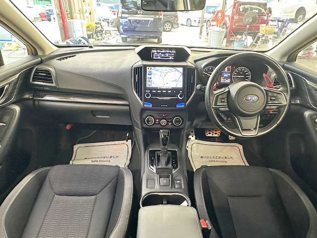 運転席廻りの画像です！操作スイッチ類も比較的に綺麗な状態です♪他に詳細画像をご希望の方はこちら！【1st@e-g-a.co.jp】へご連絡ください！