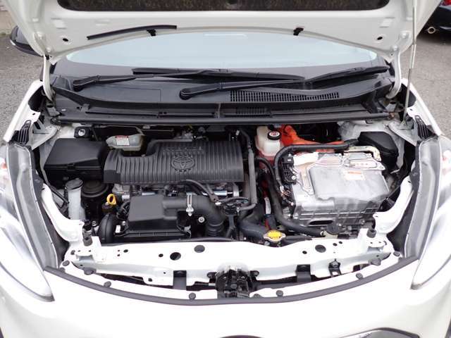 エンジンは快調です！お車の事なら、何でもお気軽にご相談下さい！