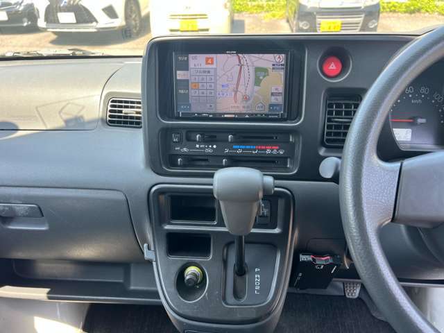 この度は当店の在庫車をご覧いただき誠にありがとうございます！車両状態や装備、その他気になる点がございましたら当店までお気軽にご連絡下さい。