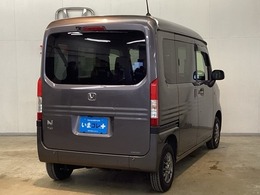 Honda認定中古車 U-Selectは3つの安心をお約束します。　1　Hondaのプロが整備した安心。 2　第三者機関がチェックした安心。　3　購入後もHondaが保証する安心。