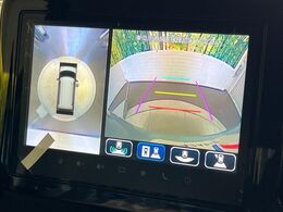 【全方位モニター用カメラ】専用のカメラにより、上から見下ろしたような視点で360度クルマの周囲を確認することができます☆死角部分も確認しやすく、狭い場所での切り返しや駐車もスムーズに行えます。