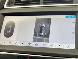 ●パノラミックビューモニター：専用のカメラにより、上から見下ろしたような視点で360度クルマの周囲を確認することができます☆死角部分も確認しやすく、狭い場所での切り返しや駐車もスムーズに行えます。