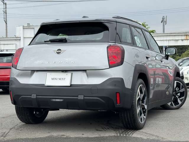 ☆黒半革シート☆シートヒーター☆ステアリングヒーター☆禁煙車