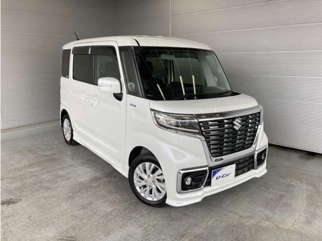 全車1年間の走行距離無制限のロングラン保証付きです。また、さらに安心をお求めの方には1年～2年の保証延長ができる「ロングランα保証」（有償）もお選びいただけます。