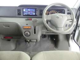 見通しのよいすっきりとした視界で、誰でも運転しやすいです。運転のしやすさは疲れにくさにも繋がりますよ♪