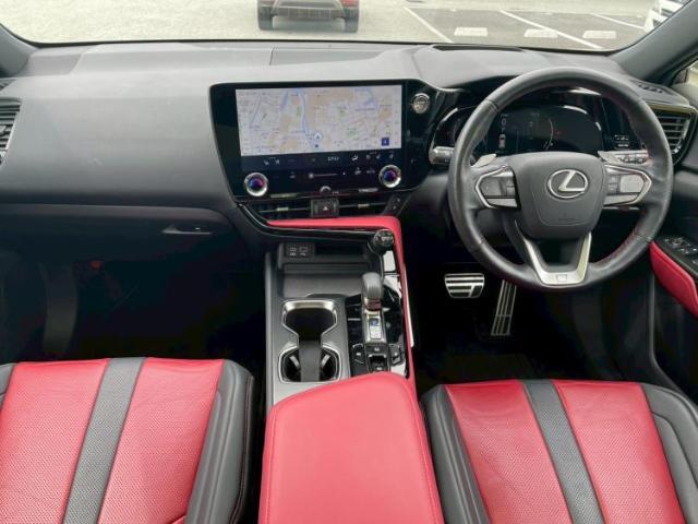 「この車の写真をもっと見たい」「状態が気になる」「この装備はついている？」どんな小さな疑問でもお気軽にお問い合わせください！
