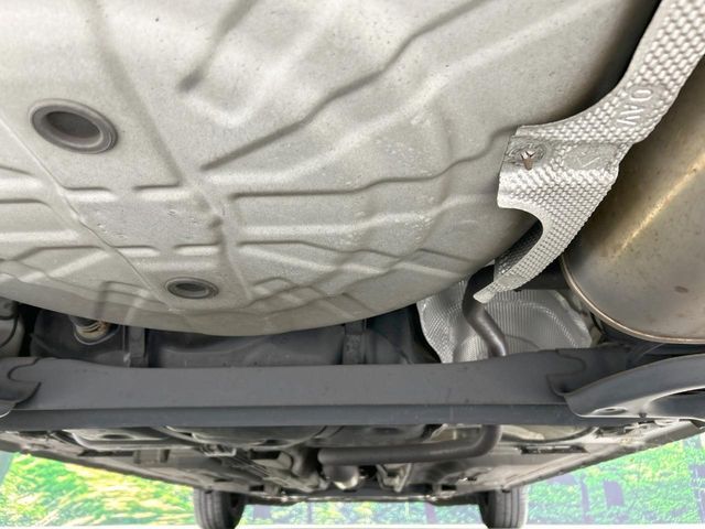 下回りがきれいなうちに、防錆加工の施工がオススメ。降雪地域はもちろん、沿岸部にお住いの方や、趣味でマリン・ウィンタースポーツをされる方にご好評いただいております。