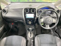 グループ総在庫数約30，000台！！全国の系列店からメーカー・車種問わずご紹介出来るので、あなたにピッタリのお車が見つかるはずです♪まずはお問い合わせ下さい☆