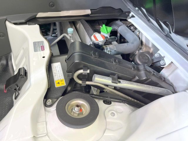 親切・丁寧な専門メカニックスタッフが応対！・車検・点検整備・事故等の修理などアフターサービスも安心。お車のカスタマイズもネクステージのサービススタッフまでご相談ください！