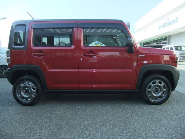 ★『特選中古車』を多数取り揃えております！　どんな中古車がいいのか分からない・・・ってお客様にも、ご予算に見合ったお車をご提案させて頂きますので是非、当店スタッフにご相談してみて下さい！（^^♪
