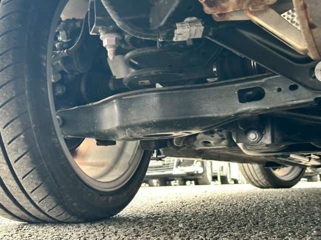 当社で整備の車両には4ヶ月の消耗品も含む無料保証付き☆オプションで1年または2年の延長の保証（更新可能）もご用意☆遠方のお客様でも安心♪お近くのディーラーさんにて保証修理をお受け出来ます☆