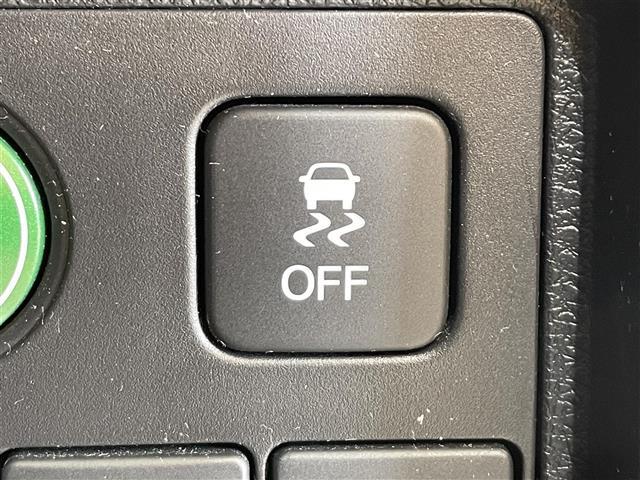 ガラスコーティング、ナビゲーション、ETCなど、その他のパーツの取り付けお見積もりのご相談も承っております！！クルマのこと何でもお任せください！