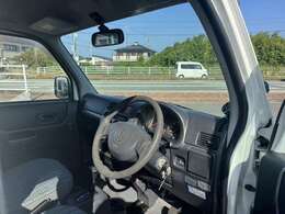 クルマ販売はもちろん、車検・整備、板金・塗装 まで、お客様のトータルカーライフをサポートいたします！まずはお気軽にフリーダイヤル【0078-6002-156211】までお問い合わせください。