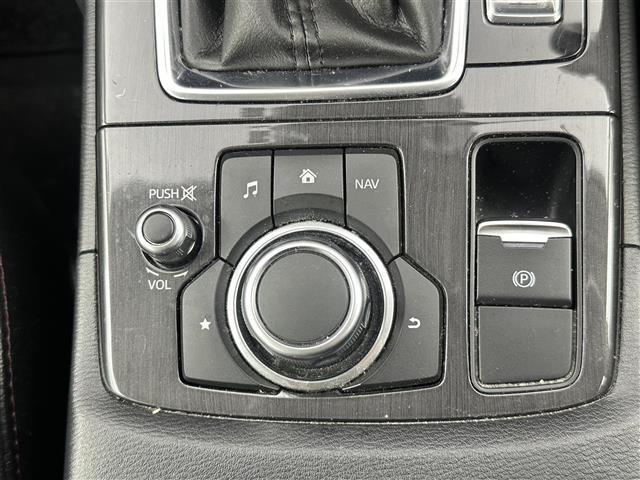 【運転席操作部】快適なドライブを楽しむための機能が装備されています！運転席から触れるので、使いやすいです！除菌プランいれていただくと、さらに清潔で安心していただけます！