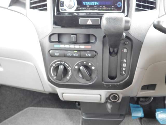 マニュアルエアコン