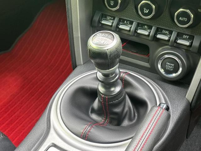 こちらのお車はいかがでしょうか？少しでも気になっていただけましたら是非お問い合わせください！さらにお車の詳細をお送りいたします！