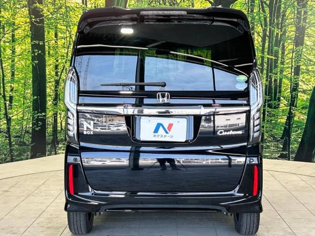 安心の最長10年・走行無制限保証（有償）をご用意。保証内容も充実はもちろん、無料点検＆オイル交換や、年中無休の全国・24時間ロードサービスも付帯されておりますのでご安心下さい。