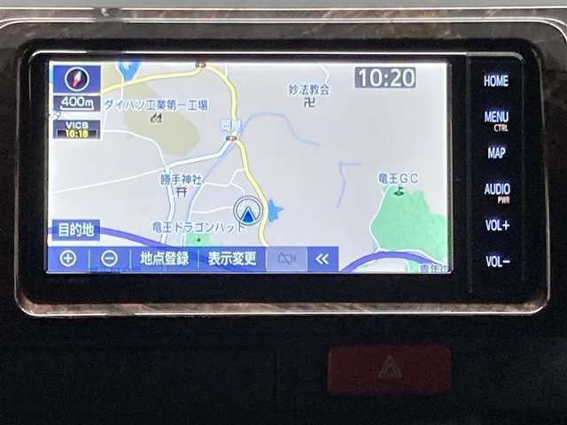 純正ナビを装着しています。ナビがあると知らない場所でも安心して走行できますね＾＾