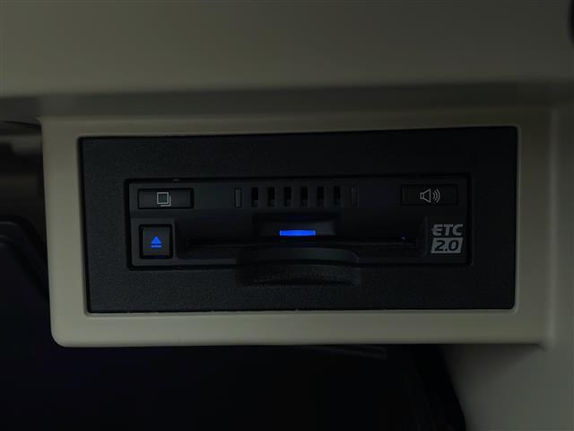 気になる車はお電話やメールで当店にお問い合わせください！なお、お電話での在庫の取り置きはできません。ご来場の際は、商談が重なる事が増えていますので事前に在庫有無をご確認くださいませ！