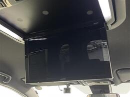 【後部座席操作部】後部座席を快適に過ごしていただくための便利な装備が付いています！