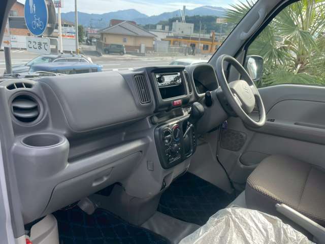 ご来店の際は無料ダイヤル『0078-6002-929302』まで事前にお電話ください。その際はカーセンサーを見たとお伝え頂けるとスムーズにご案内が出来ますのでよろしくお願い致します。